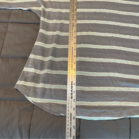 Tommy Bahama 100% linen striped blue dolman batwing 3/4 sleeve top size M - Picture 2 of 8